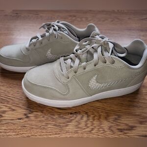 Nike Ebernon Low Premium-Women's Size 9